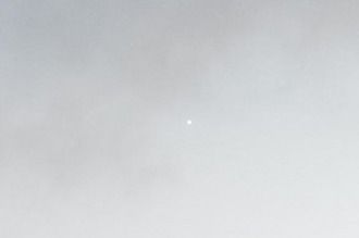 Una luz blanca desconcertó a los habitantes de varias ciudades de la Costa