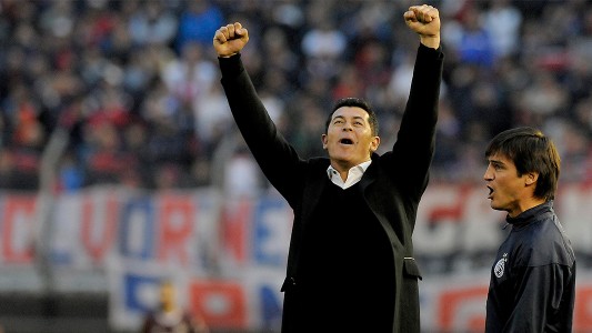 Jorge Almirón: "Es un día histórico para el club y su gente"