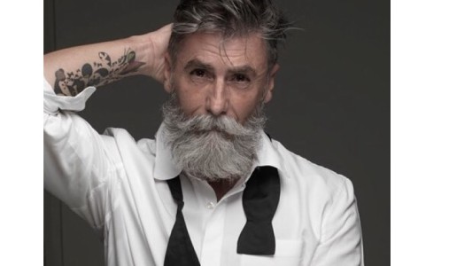 El modelo francés de 60 años que conquista Estados Unidos sin saberlo