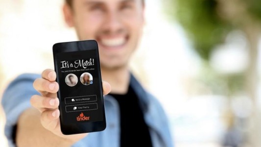 Tinder: los menores de 18 años no podrán usar la app a partir de la próxima semana