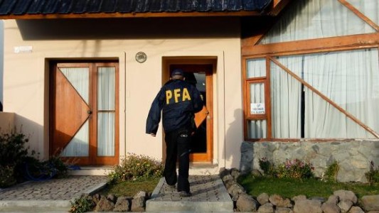 Los investigadores creen que José López fue alertado por un llamado