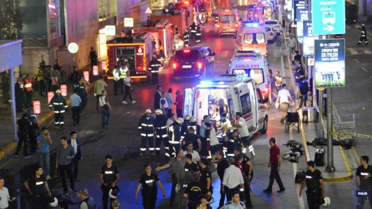 Primeras fotos luego del ataque en Estambul