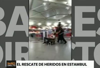 Video: el rescate de heridos en el aeropuerto de Estambul