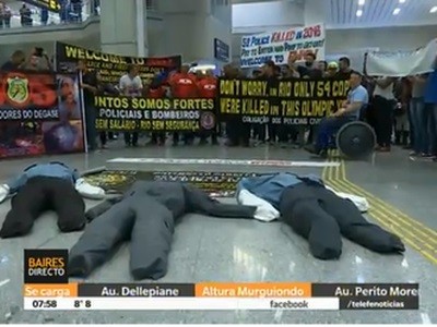 Protesta de policías cariocas a un mes de los Juegos Olímpicos