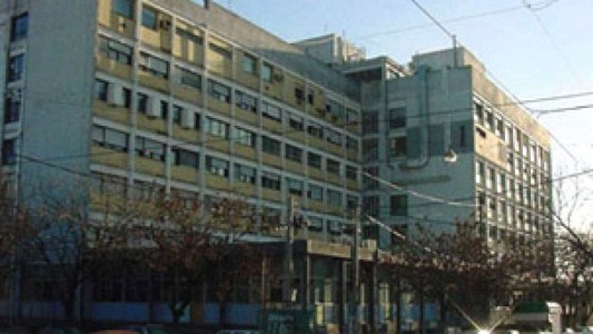 Un nene defendió a su mamá de un robo y baleó a un ladrón