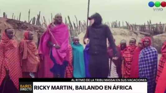 Ricky Martin bailó con una tribu en Tanzania