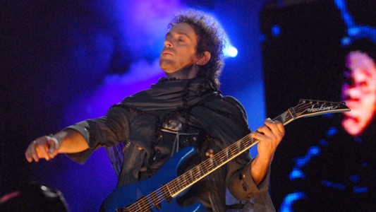 Homenajean a Gustavo Cerati en el día de su cumpleaños