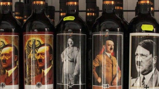 Indignación por vinos con la imagen de Hitler en la etiqueta