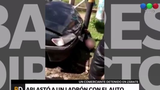 Persiguió a un ladrón con su auto, lo atropelló y lo mató