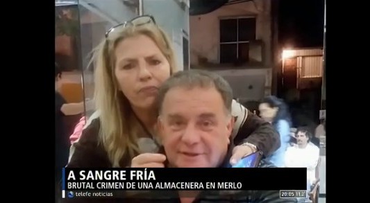 Asaltan y apuñalan a una almacenera frente a su marido
