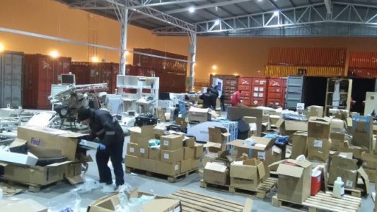Allanaron centros adventistas por presunto contrabando