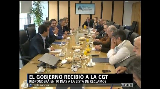 El gobierno y la CGT establecen un paréntesis de 10 días y el paro queda en suspenso