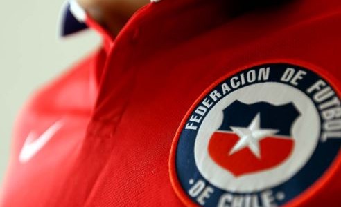 Seleccionado chileno afectado por una infección antes de jugar con Perú