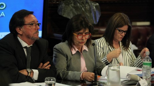 Patricia Bullrich: "Ha habido mucha connivencia entre la dirigencia del fútbol y las barras bravas"