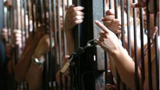 Obligan al Servicio Penitenciario a tomar medidas para evitar requisa humillante a las presas de Ezeiza