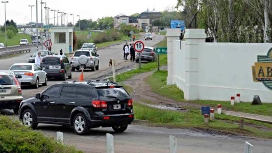 Detienen en el country "Abril" a un ex funcionario de la Aduana por causa que implicó a Gómez Centurión