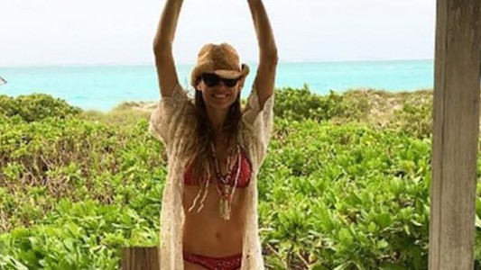 Pampita y una foto que encendió las redes sociales