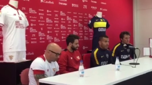 Tevez: "Hacer algo parecido a lo que hace Messi es imposible"