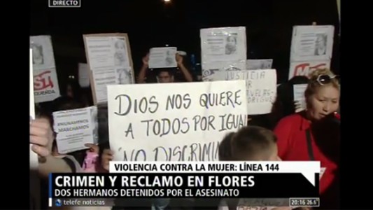 Crimen y reclamo en Flores