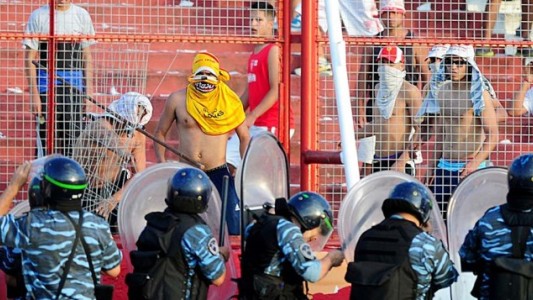 Prohíben el ingreso a las canchas a un barra de Los Andes que también es jefe de una facción de "La Doce"