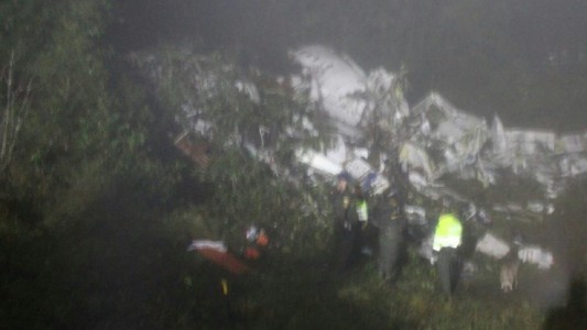El lugar y el momento en que el avión cae en Colombia