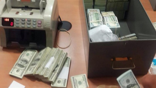 Arbolitos: Secuestran más de 4,5 millones de dólares y 1,7 millones de pesos en causa por lavado de dinero