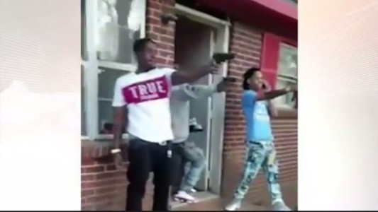 #EsViral El "Mannequin Challenge" que alarmó a la Policía