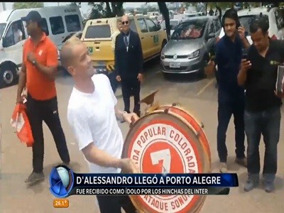 D'Alessandro en Porto Alegre para ayudar al Inter