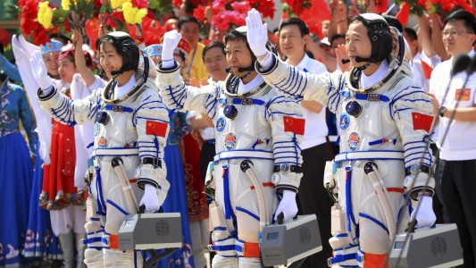 China planea llegar a Marte y a la Luna en los próximos cinco años y convertirse en "potencia espacial"