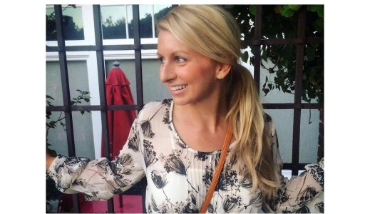 Detuvieron a una profesora por tener sexo oral con un estudiante y enviarle fotos explícitas