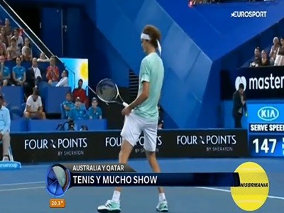 Tenis y mucho show