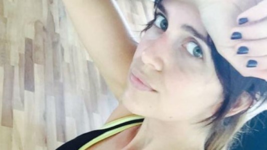 Polémica en las redes: cruces por cómo lleva a la bebé Malaika el marido de Zaira Nara