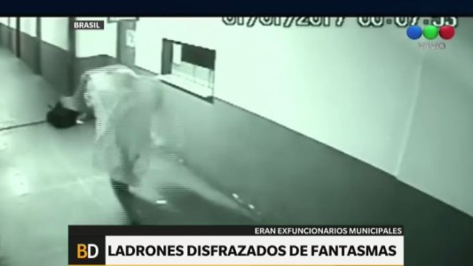 Detuvieron a dos ex concejales porque protagonizaron un insólito robo vestidos de fantasmas
