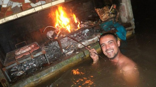 Un asado bajo el agua en La Emilia
