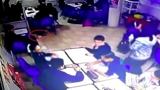 Baleó a sus compañeros y maestra en una escuela de Monterrey