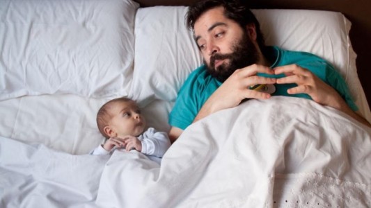 Dos de cada diez pruebas de parternidad en España demuestran que el hijo es de otro padre