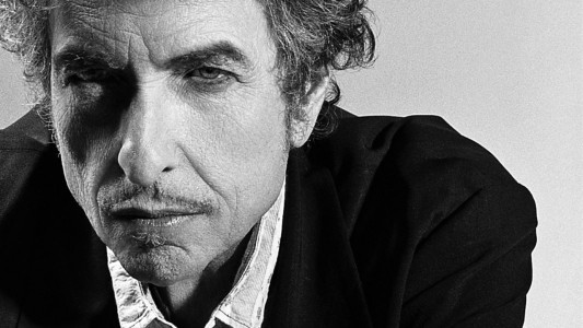 Un disco triple de Bob Dylan sale a las bateas a fines de marzo