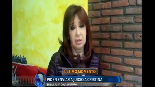 El fiscal pidió el juicio oral para Cristna Kirchner en la causa del "dólar futuro"