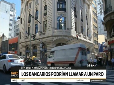 Los bancarios definen si van al paro