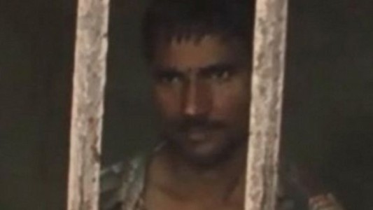 Horror en India: caníbal decapitó a un nene y fue detenido mientras se lo comía