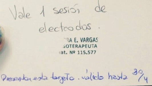 #ParoDeMujeres : en Mendoza le regalaron un tratamiento anticelulitis a las empleadas de la Legislatura y estalló la bronca