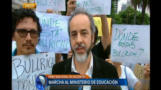 Paro nacional: marcha de docentes al ministerio de Educación