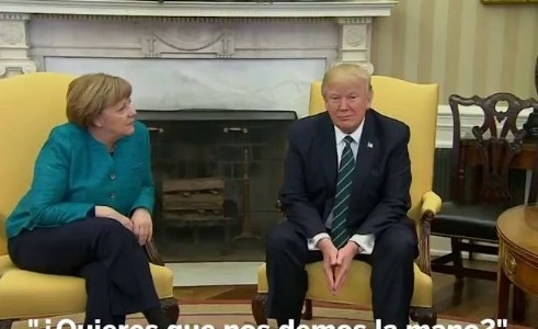 Escándalo mundial: el momento en el que Trump le rechaza un apretón de manos a Merkel
