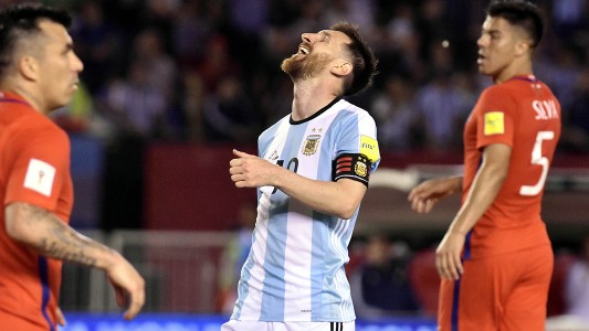 Argentina venció a Chile y entró en zona de clasificación para el Mundial