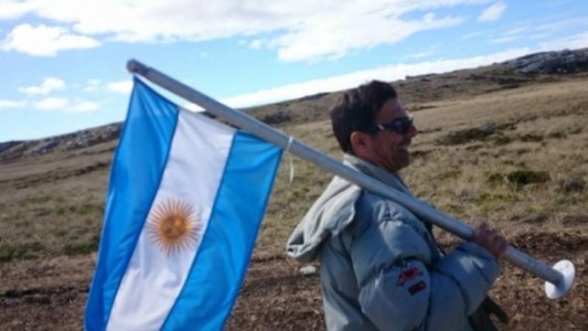 Conmovedor encuentro de un excombatiente de Malvinas con una joven que le envió una carta hace 35 años