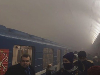 Varios heridos en una explosión en el subte de San Petersburgo