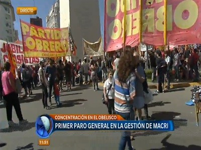 Confluyen en el obelisco las columnas que hicieron cortes en los accesos