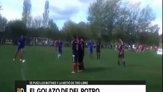 Del Potro, también hábil en el fútbol: golazo de tiro libre