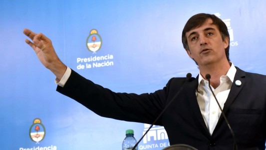 Esteban Bullrich tildó de "insólito" el paro docente