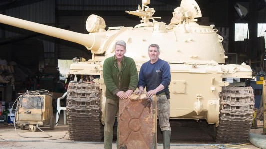 Video: halló US$ 2,5 millones en oro dentro de un tanque que compró por internet